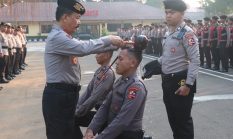 Sah Jadi Bagian Korps Sabhara, 30 Bintara Remaja Detasemen Perintis Jalani Tradisi Pembaretan Khidmat