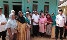 Tinjau Pembangunan RTLH di Tigaraksa, Bupati Tangerang Pastikan Warga Terima Junian Layak dan Akses Air Bersih