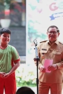 Tampil Bersama Gubernur Pramono Anung, Muhammad Arjuna Azhar Jadi Ikon Siswa Berprestasi Hari Anak Nasional 2026