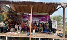 Petani Desa Mekar Jaya Sepatan Dilatih Pembuatan Kompos Organik dari Rumput Laut, Arang Sekam, dan Kohe oleh Tenaga Ahli BRIN